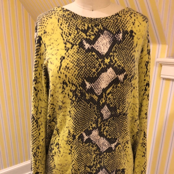 Equipment Sweaters - Cashmere Snakeskin Sweater
